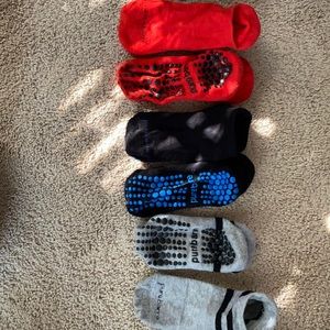 Set of 3 pure barre sticky socks